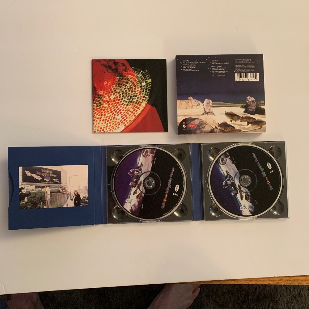 Yes "Topographic Oceans" 2003 ReIssue CD - Picture 3 of 6